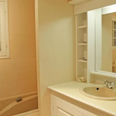 Gorgeous In * Ascain