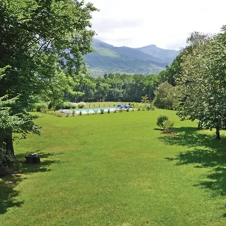 Beautiful Home In Ascain With Private Swimming Pool, Can Be Inside Or Outside Dom wakacyjny